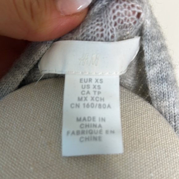 H&M knit grey cardigan x-small Wool polyester blend - Picture 5 of 6